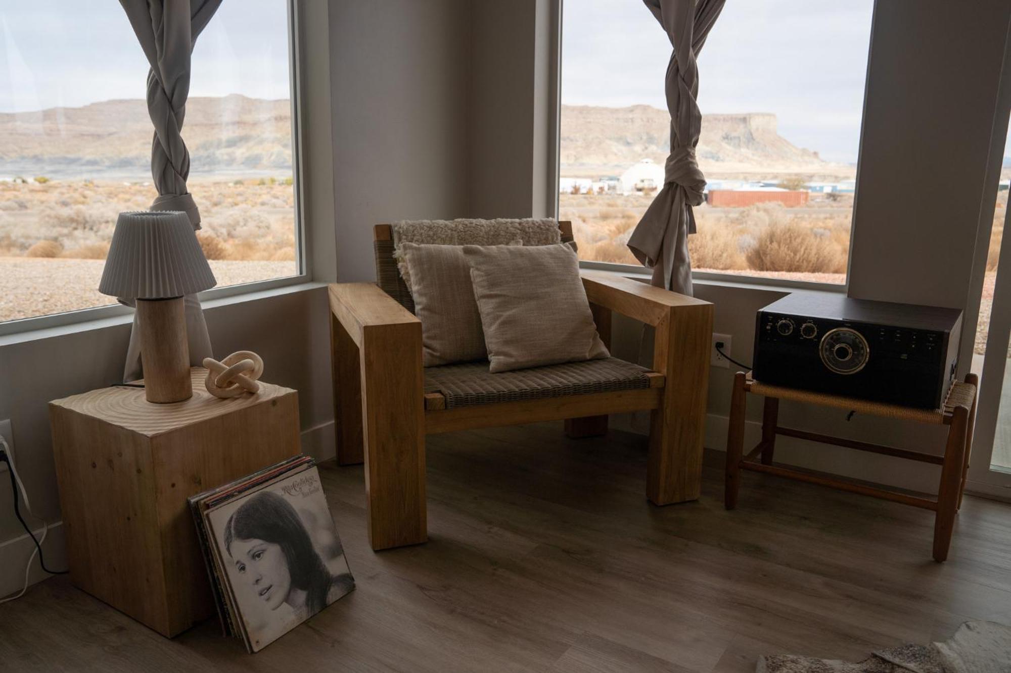 Canyon Oasis Suite With Grand Mesa View ビッグ・ウォーター エクステリア 写真